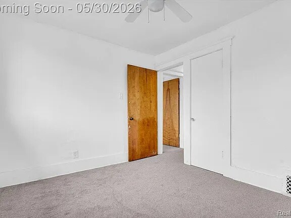 Building Photo - 5203 Maplewood St
