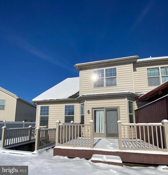 Building Photo - 21 Birch Dr