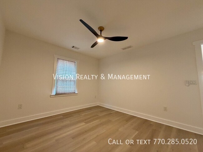 Building Photo - 1255 Campbellton Rd SW