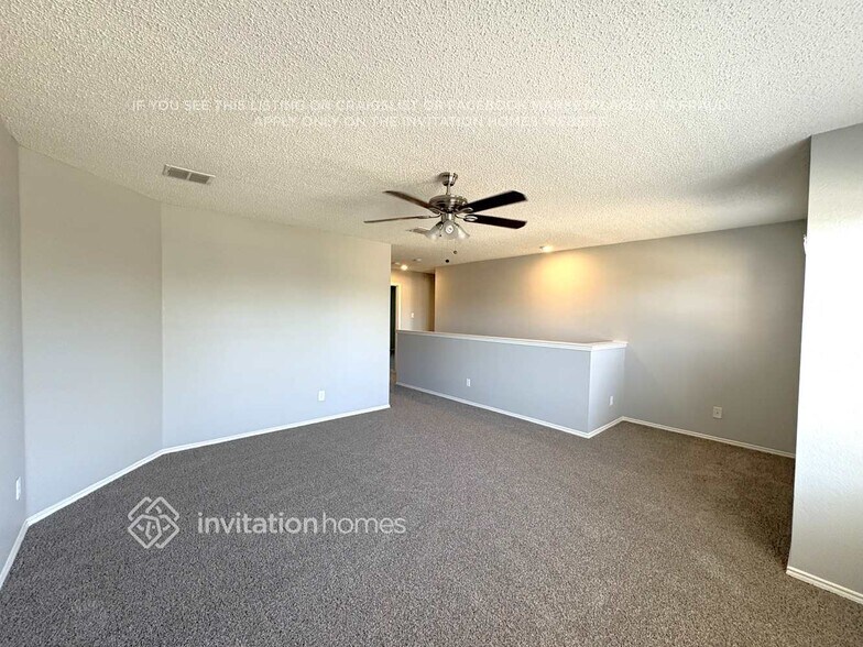 Building Photo - 2928 Marco Dr