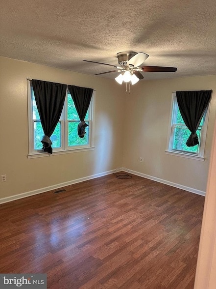 Building Photo - 11653 Cowpoke Cir