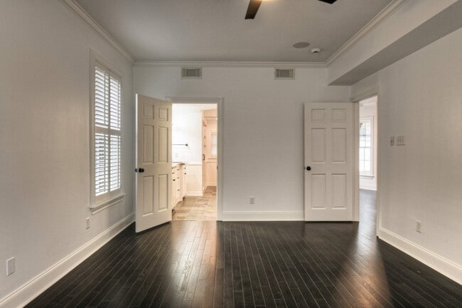 Building Photo - 5912 Auden St