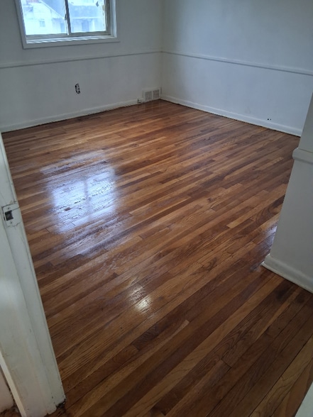 Building Photo - 16624 Tracey St