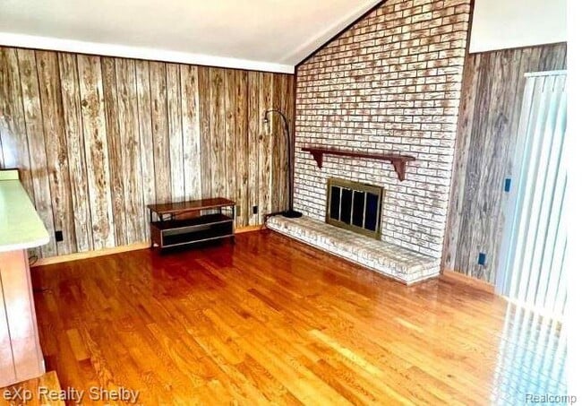 Building Photo - 13770 White Cap Dr