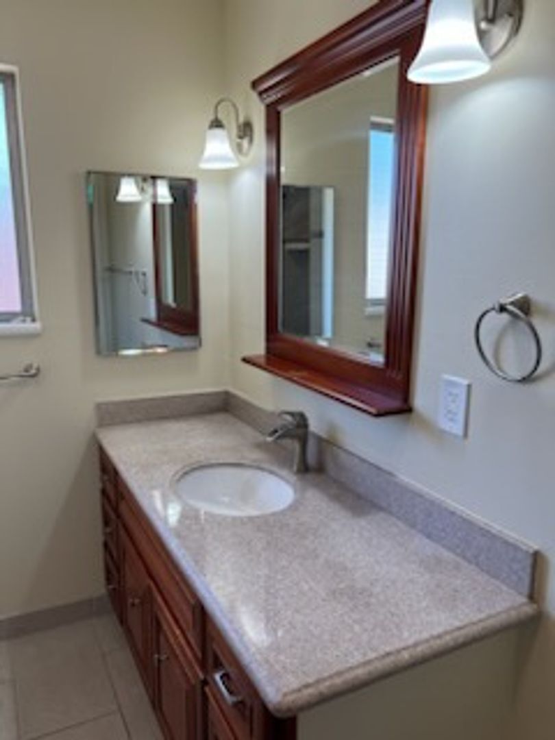 Building Photo - 227 Harrison Ave