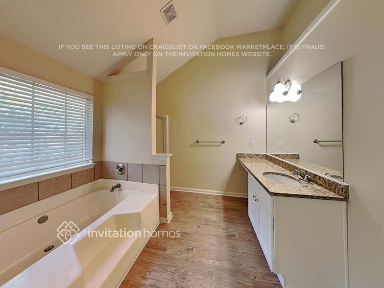 Building Photo - 3424 Newgold Trce