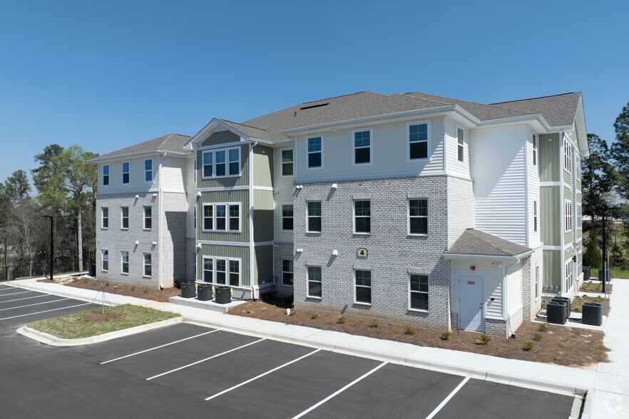 Building Photo - Brookfield Pointe Apartments