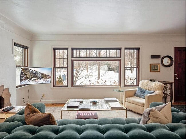 Building Photo - 4325 Chowen Ave S