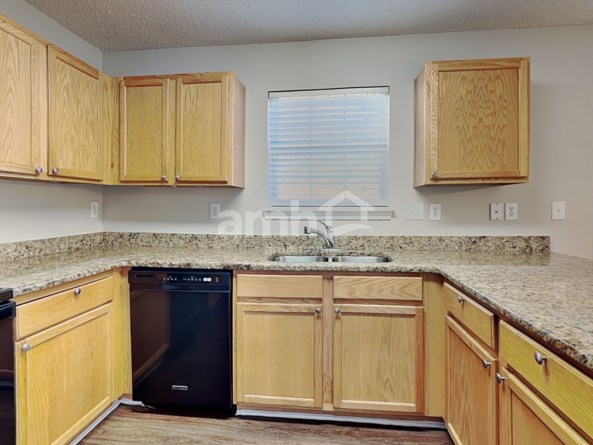 Building Photo - 3125 Teton Dr