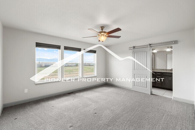 Building Photo - 4 Bed + Office, 2.5 Bath Lorson Ranch Home with Mountain Views & Open Space Behind