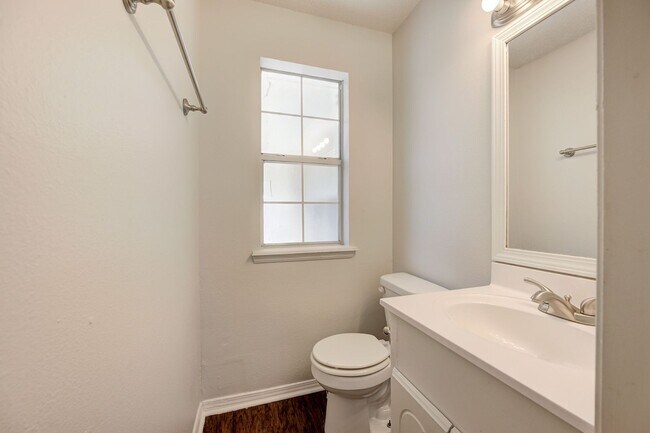 Building Photo - Corner-Lot Charmer Near Tinker AFB | Solar...