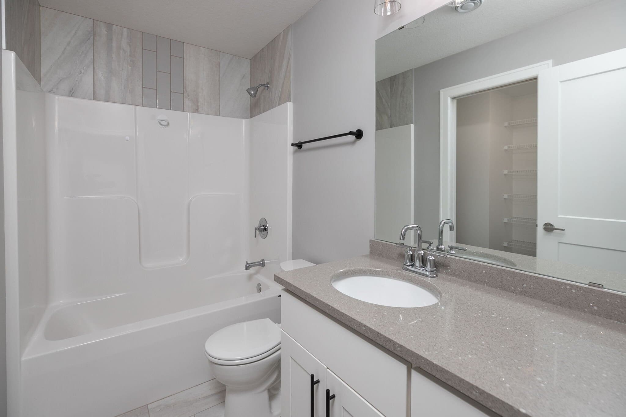 Building Photo - 863 Portsmith Dr NW