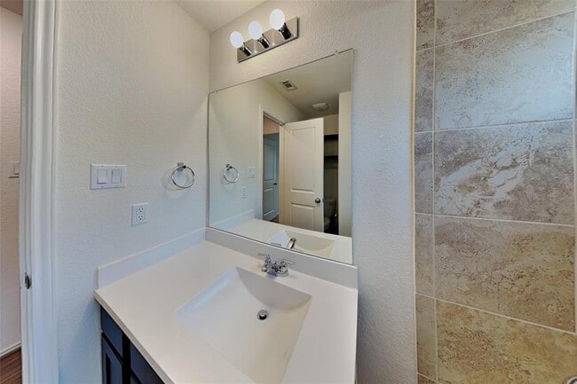 Building Photo - 3356 Lauren Nicole Ln