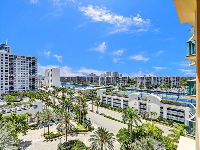 Building Photo - 2501 S Ocean Dr