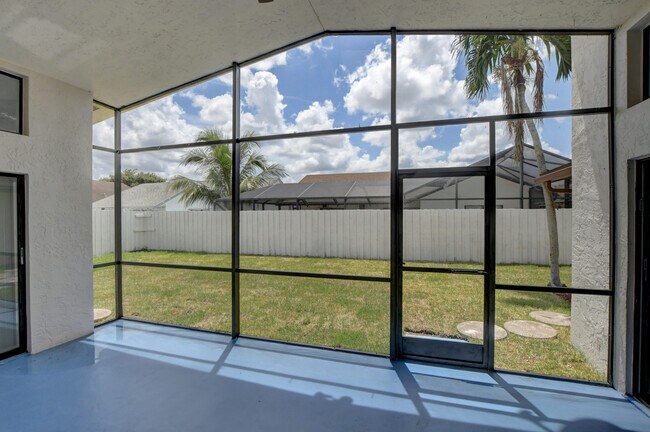 Building Photo - 20995 Country Creek Dr