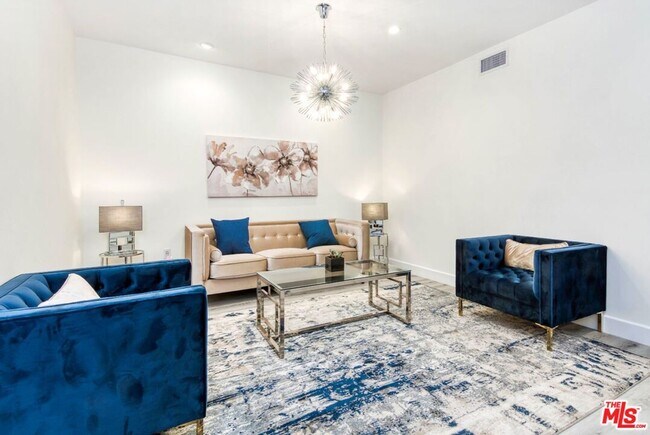 Building Photo - 1237 S Holt Ave