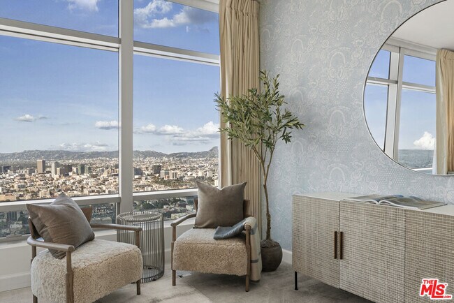 Building Photo - 900 W Olympic Blvd