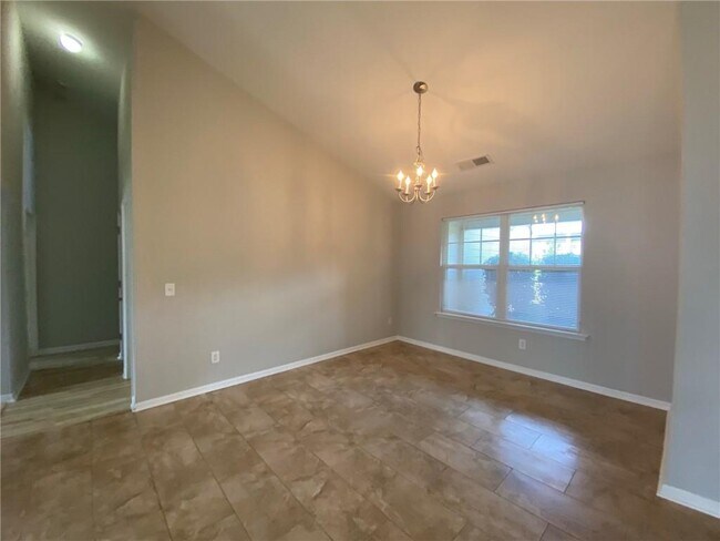 Building Photo - 505 Harmony Way