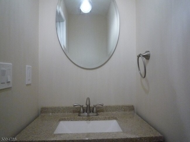 Building Photo - 388 Cotswold Pl