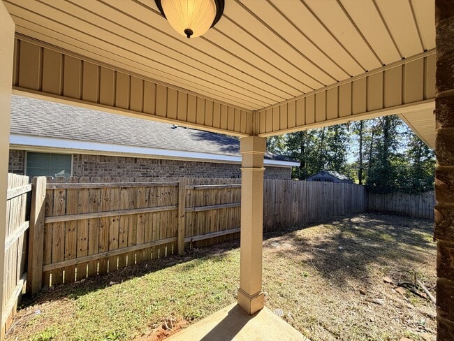 Building Photo - 8981 Spring Grove S