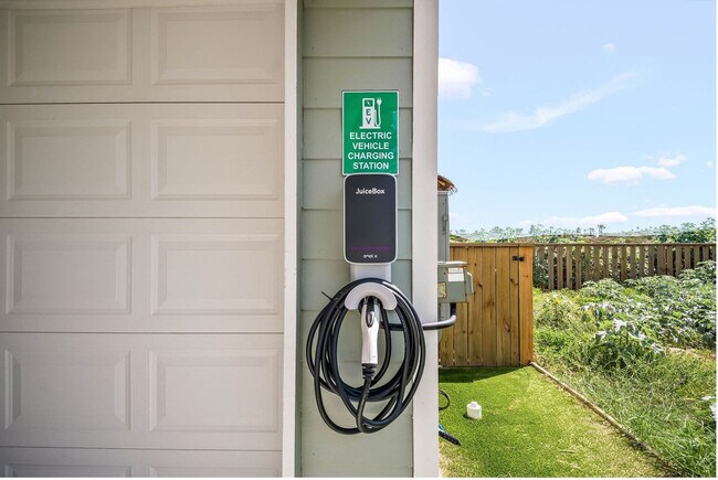 Building Photo - 5497 TX-361