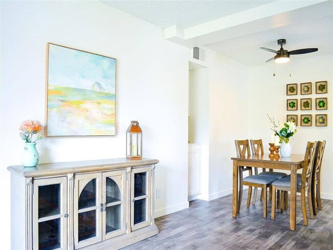 Hillside Village Living Room - Hillside Village Apartments