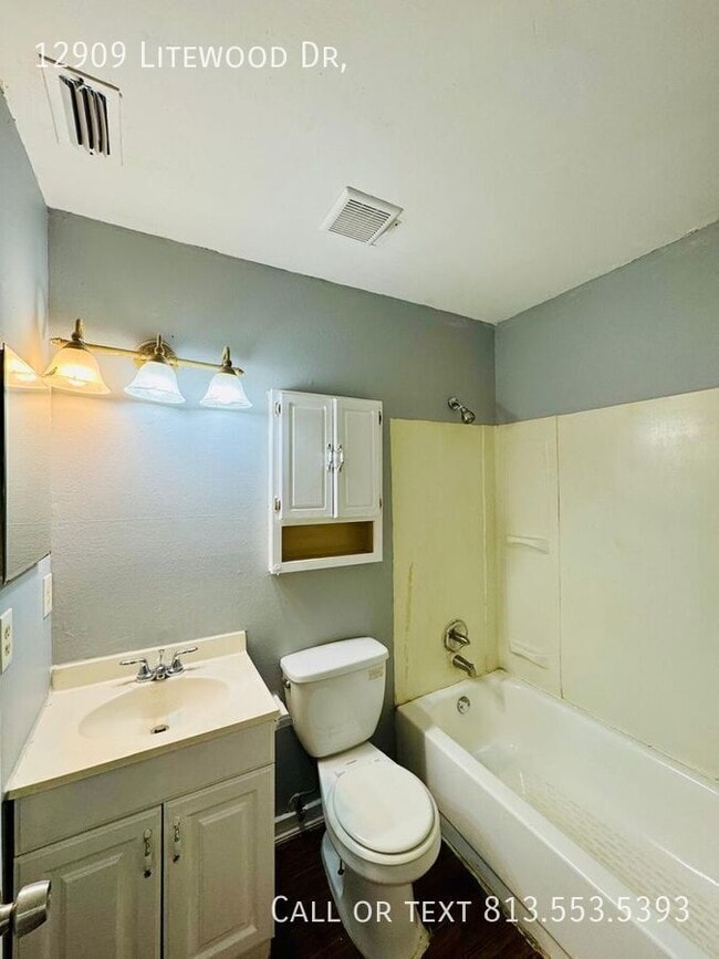 Building Photo - 12909 Litewood Dr