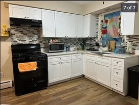 Building Photo - 60 Georges Rd