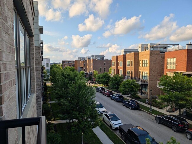 Building Photo - 751 N 6th St