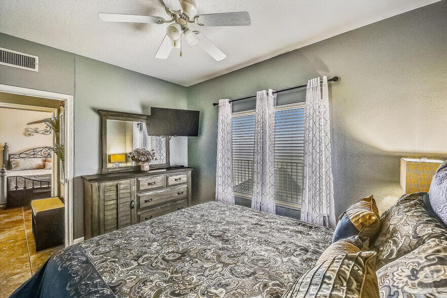Building Photo - 104 Gulfside Ct