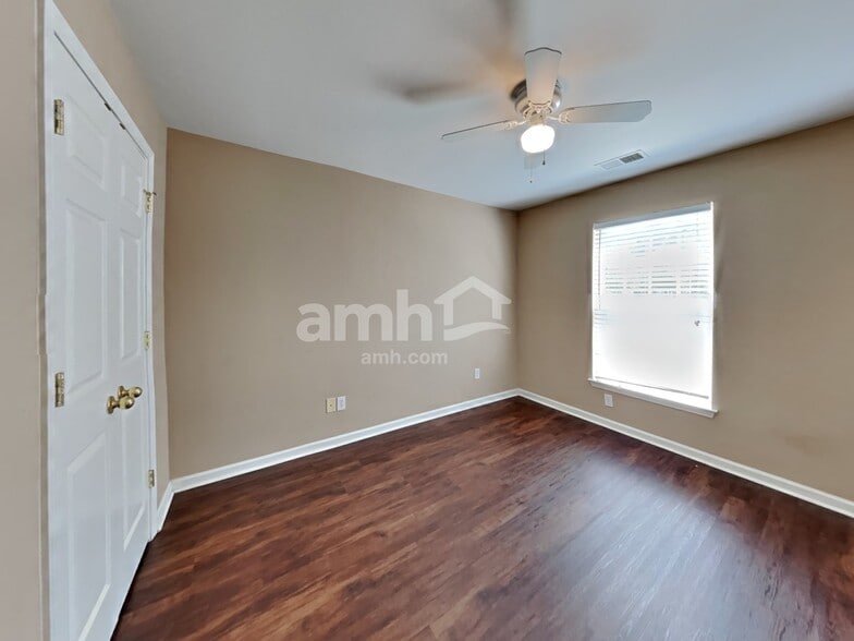 Building Photo - 16202 Grafham Cir