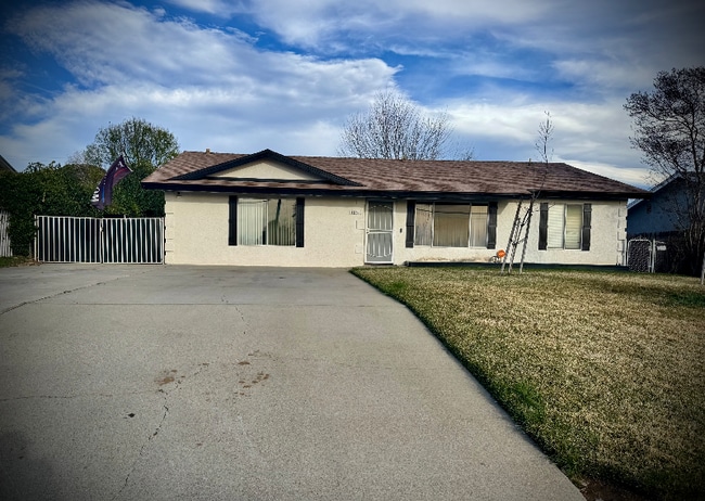 Building Photo - 1268 Orange Ave