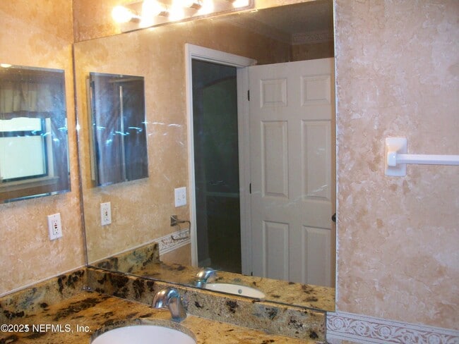 Building Photo - 2185 Walkers Glen Ln