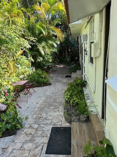 Building Photo - 410 NW 31st St