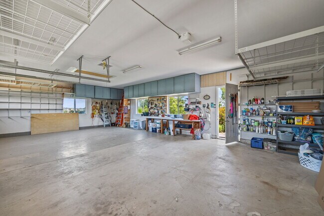 Building Photo - 15830 Rawhide Ln