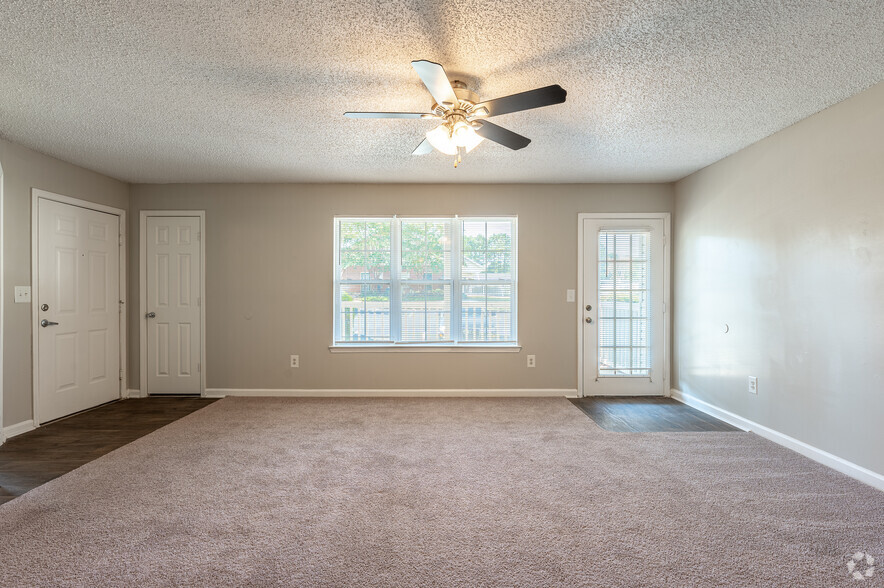 LIVING ROOM - Ashton Pointe Apartments