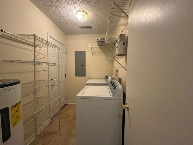 Building Photo - 720 Baltimore Ave