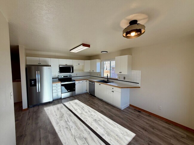 Building Photo - 3339 35th St