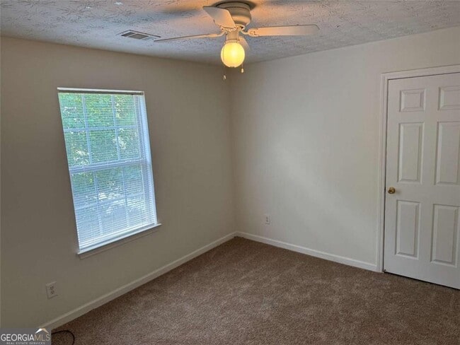 Building Photo - 356 Springbottom Ct SE