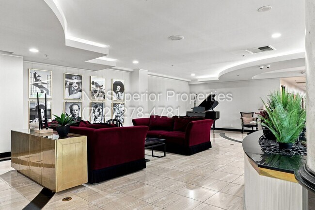 Building Photo - 3111 Bel Air Dr