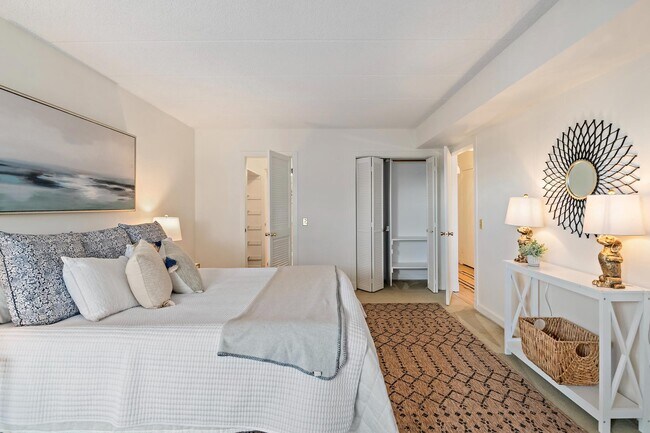 Building Photo - 100 Severn Ave