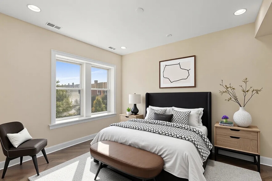 Building Photo - 4014 North Central Park