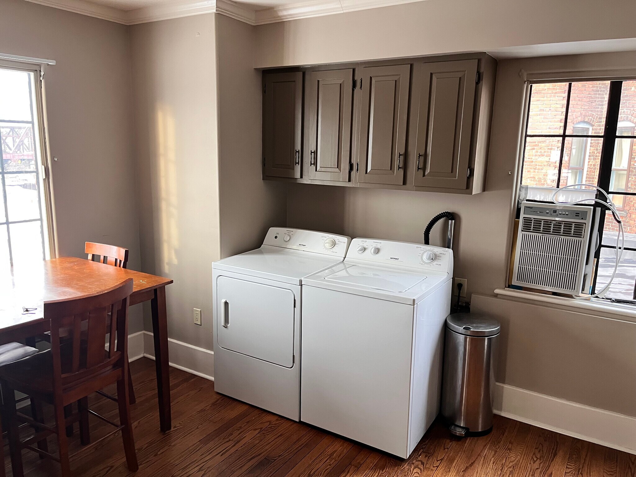 Building Photo - 30 Jay St