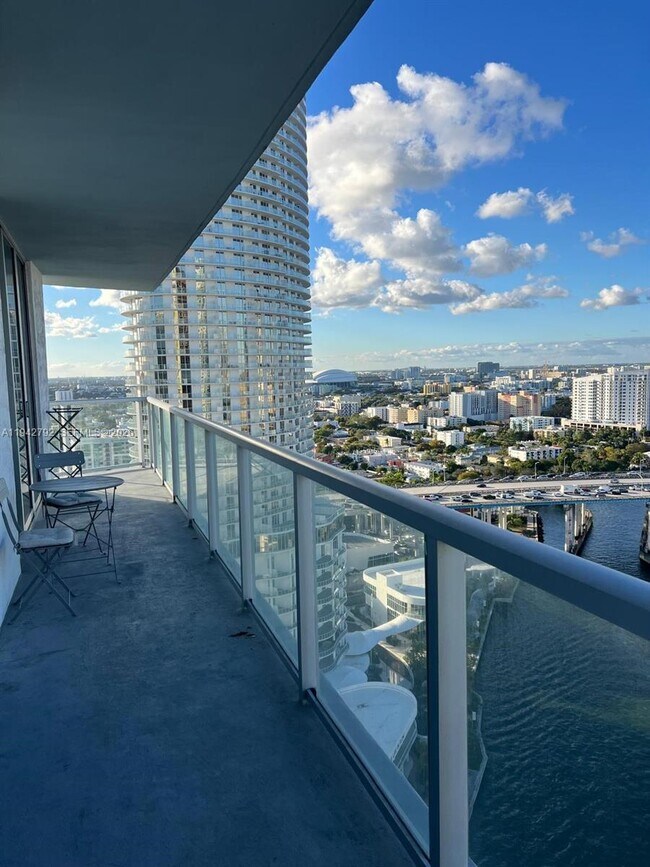 Building Photo - 185 SW 7th St