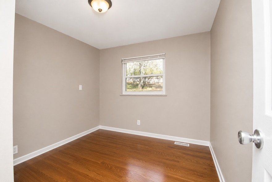 Building Photo - 3253 Buffat Mill Rd