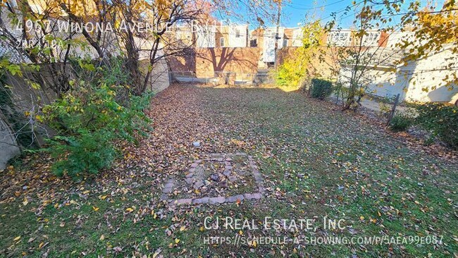 Building Photo - 4957 Winona Ave