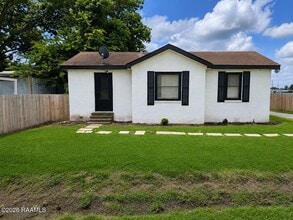Building Photo - 205 Jimmie St