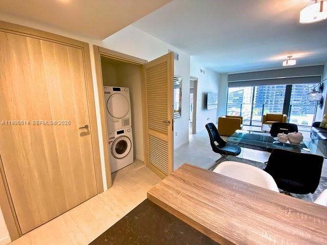 Building Photo - 1000 Brickell Plaza