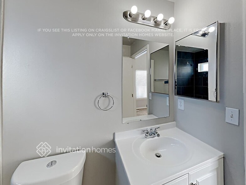 Building Photo - 20566 Willowbend Ln