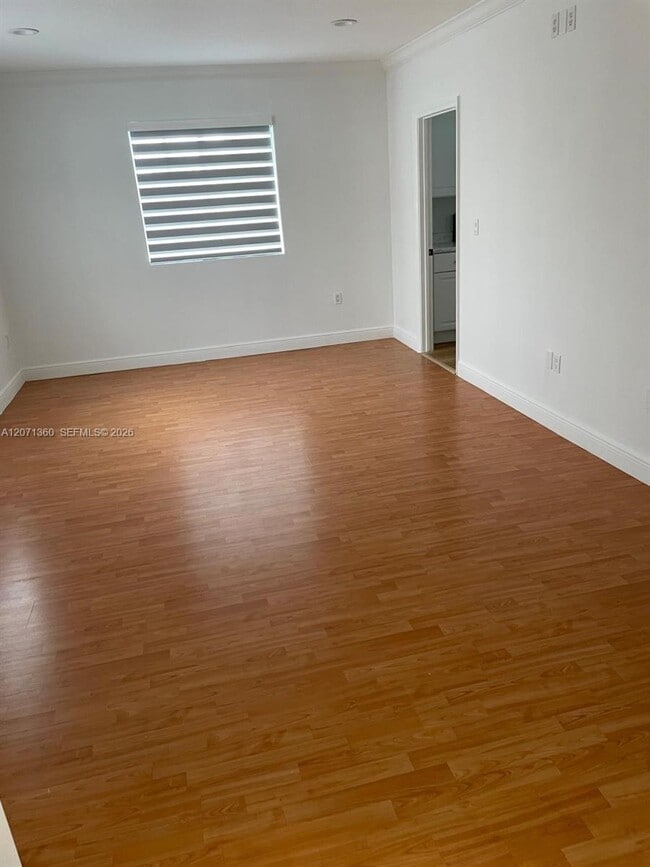 Building Photo - 6882 SW 157th Ct